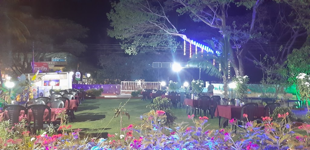 Kolhapuri Tadka Family Gardern Restaurant