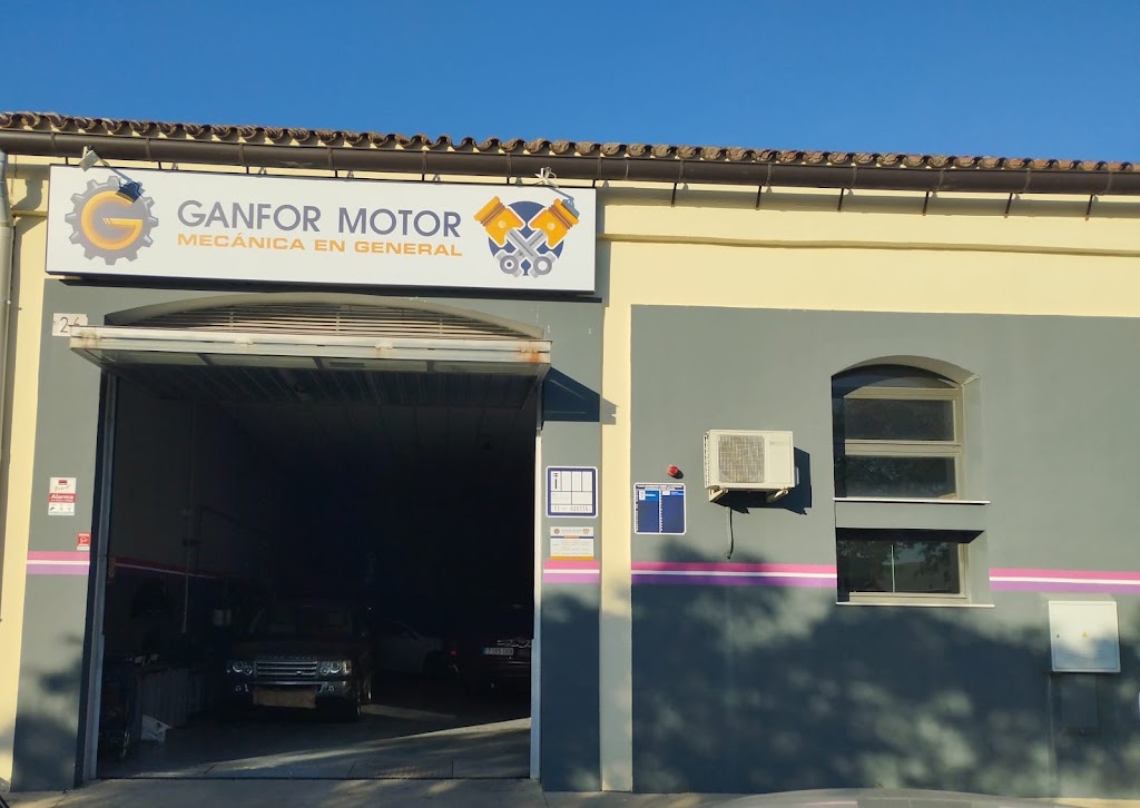 Ganfor Motor — Exterior
