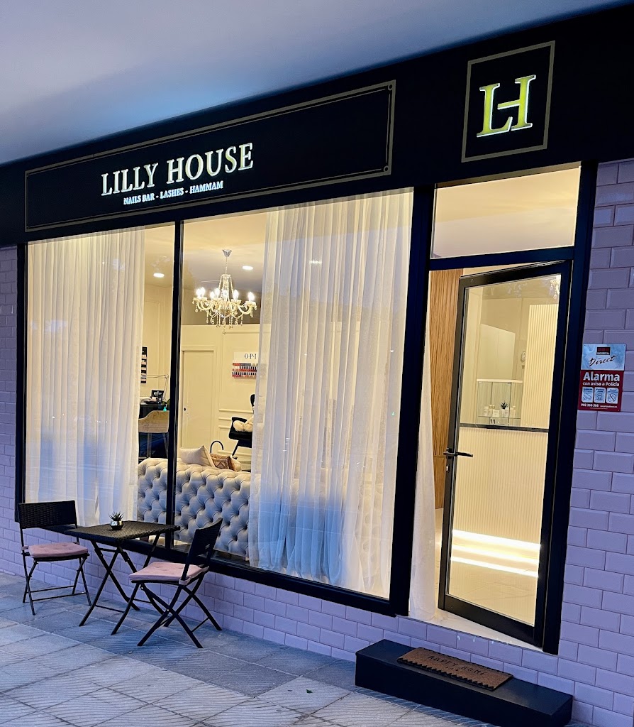 Lilly House — Exterior