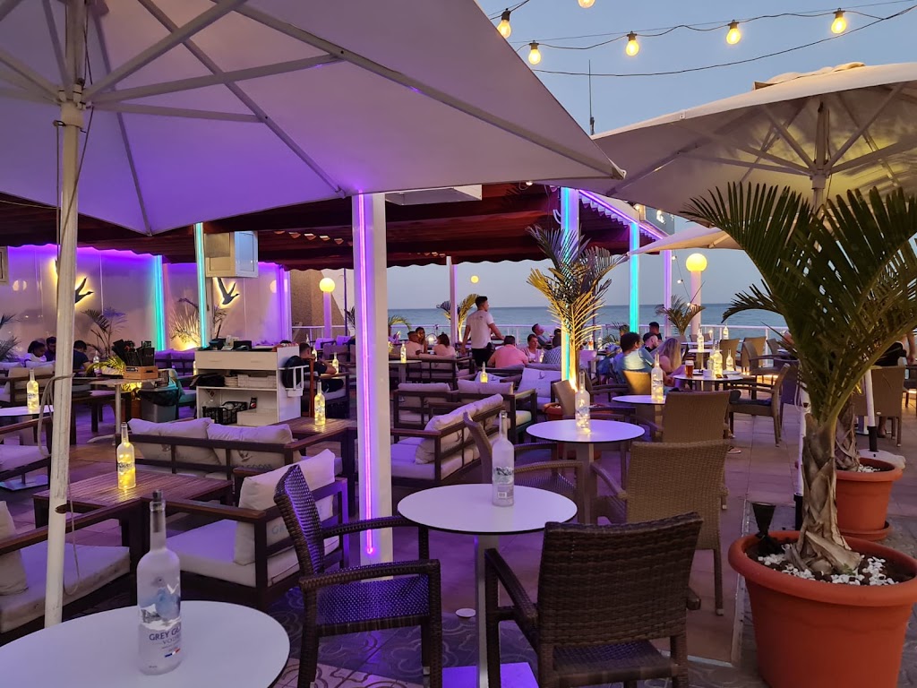 La Costa Cocktail & Bar — Ambiente