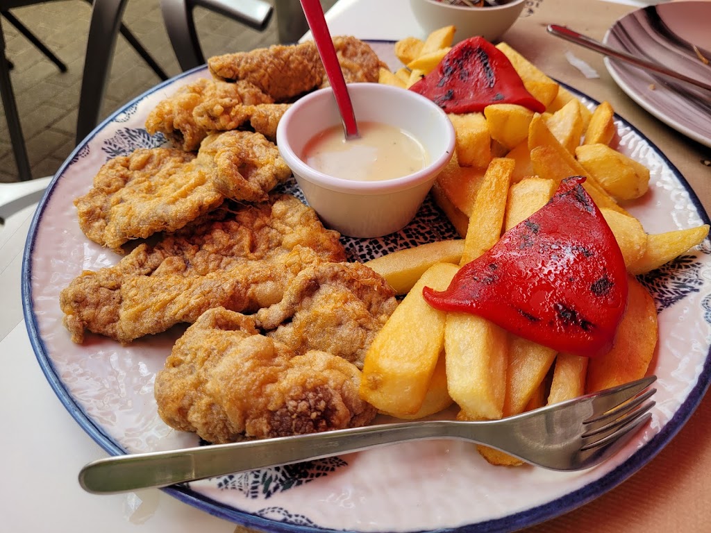 VINOTECA LA MALA UVA — Comida y bebida