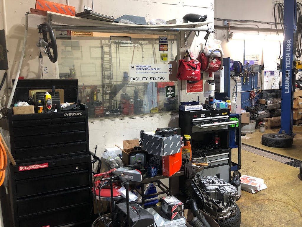 Ali's Garage auto repair shop