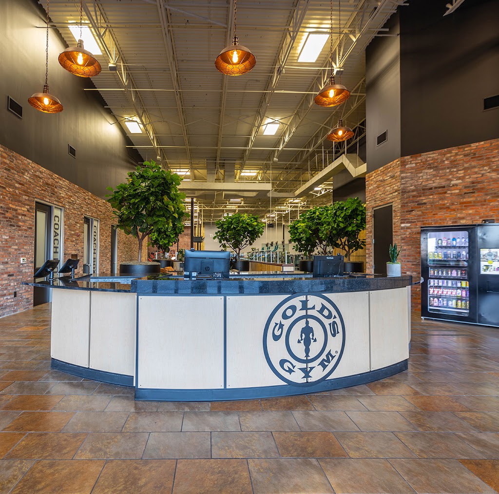  Gold's Gym San Antonio Bandera Trails