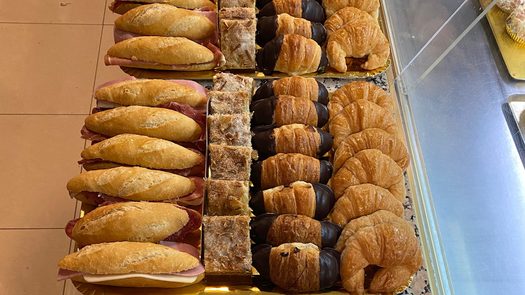 GERMANS MARIN FERRERIES @ADRIA COFFEE — Comida y bebida