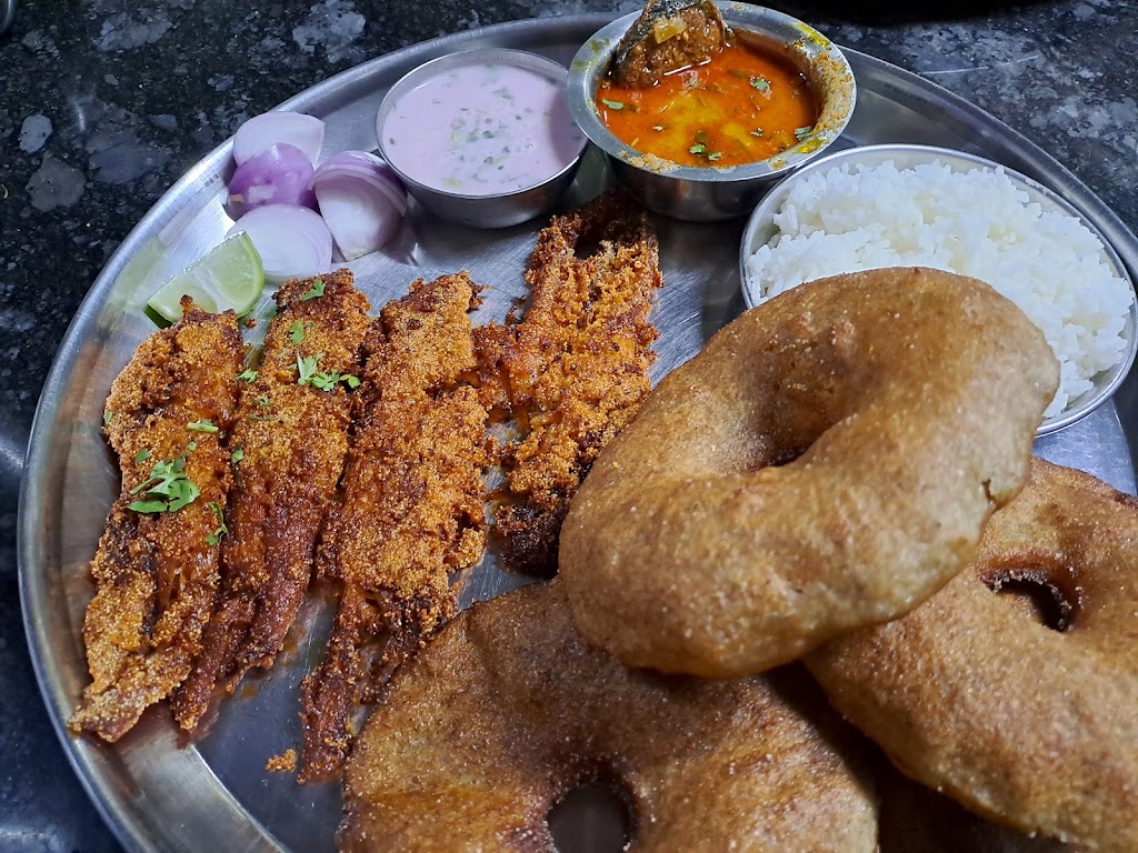Trupti Malavani Macchi Khanaval