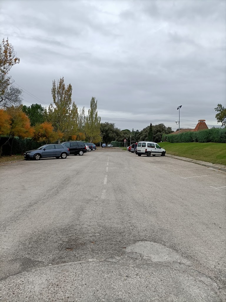 Parking Morado Hipica y Anfiteatro — Del propietario