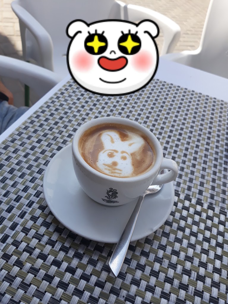 Cafeteria Holydama — Cafe