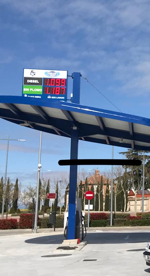 Gasolinera — Estacion de servicio