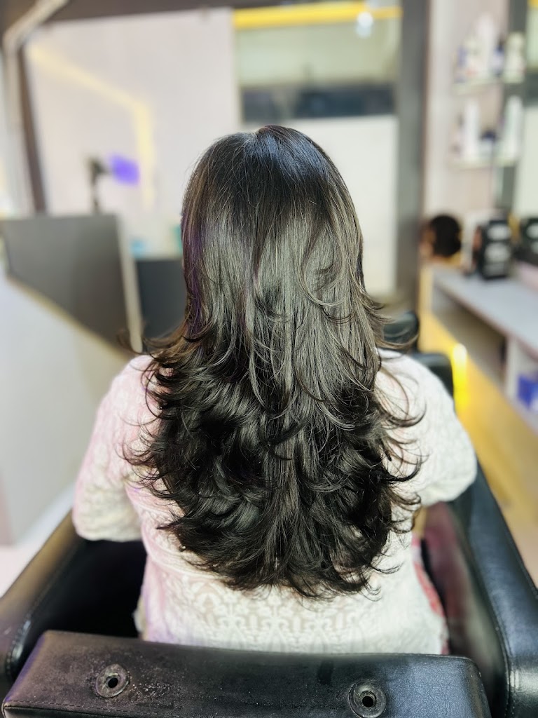 Miss Elegant The Salon