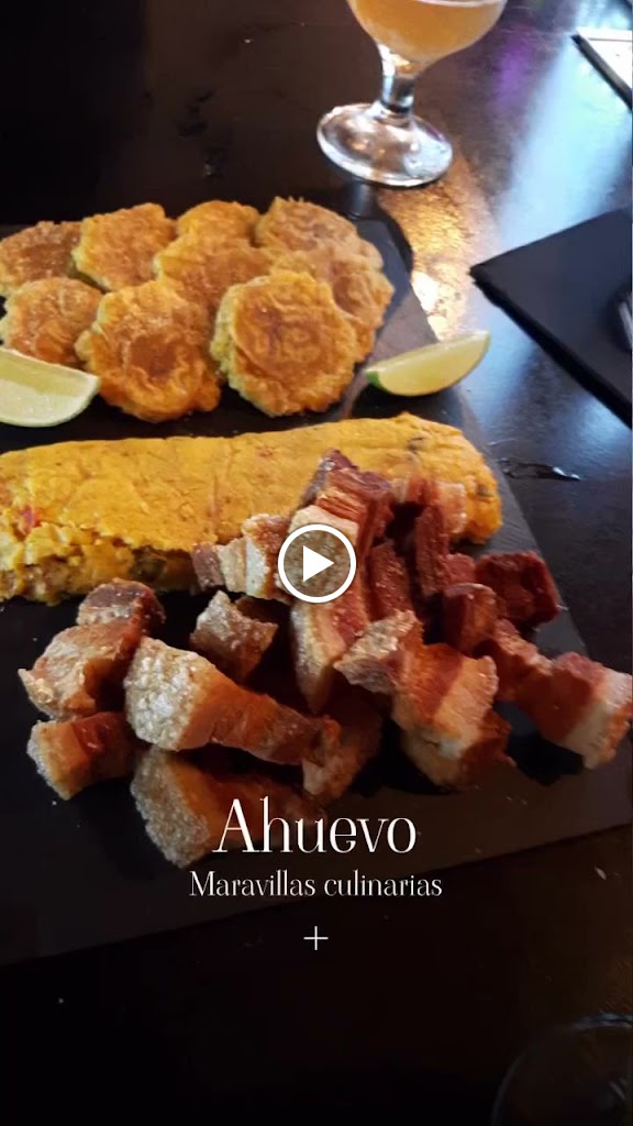 Restaurante AHUEVO Lloret — Videos
