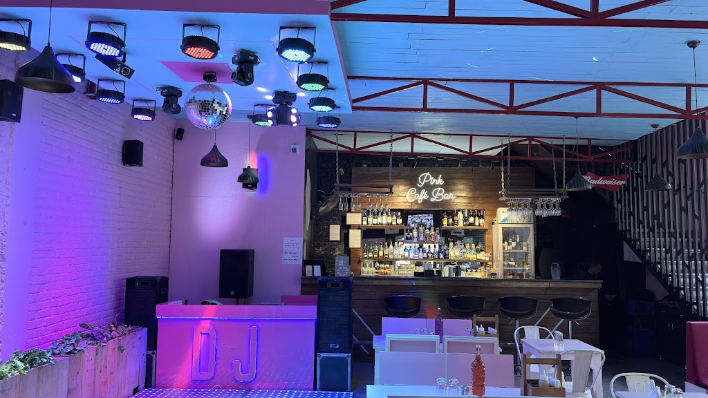 Pink Cafe Bar And Restaurant