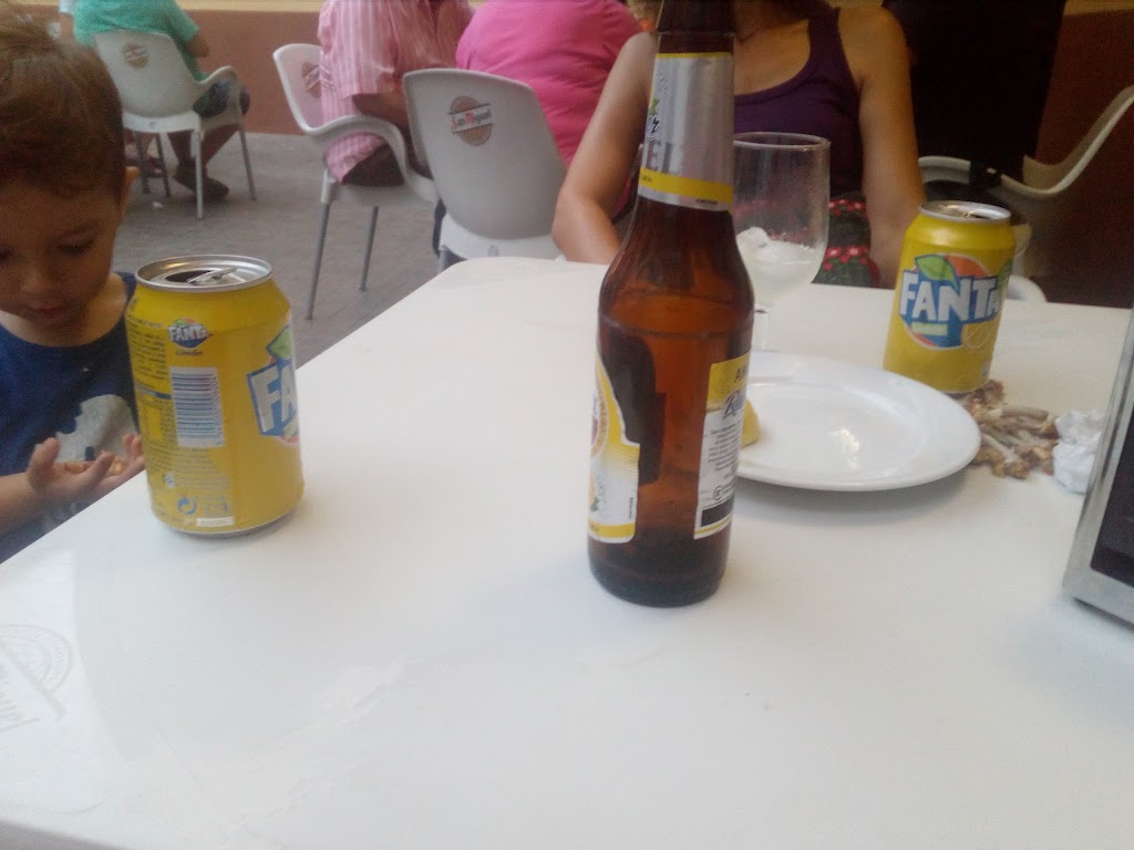 Bar Codas — Comida y bebida