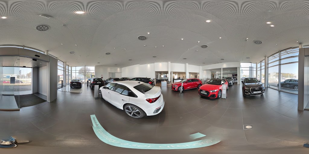 Motor Pacifico Premium Xativa - Concesionario Oficial Volkswagen — Interior