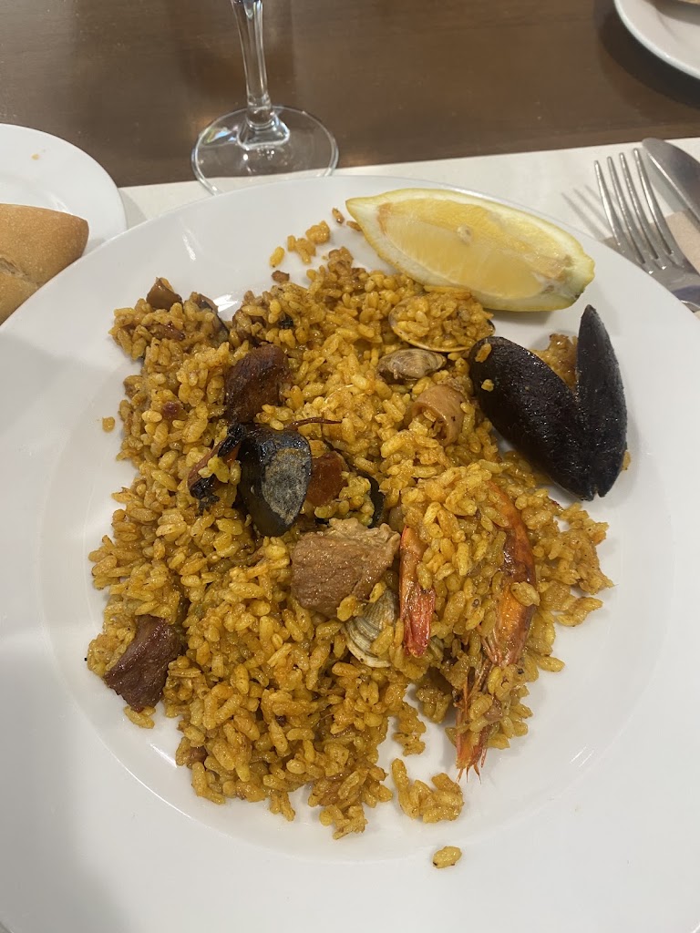 Restaurante Casa Guijarro — Comida y bebida