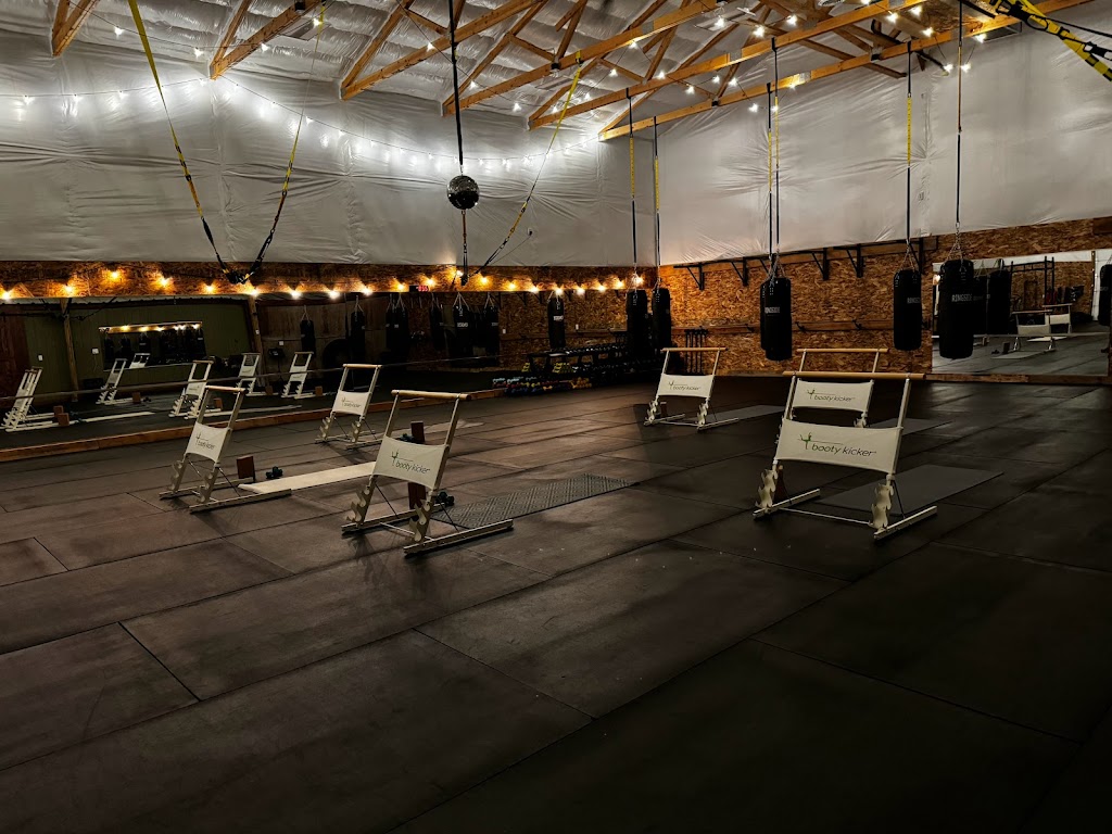  Eye Candee Fitness | Beauty Studio