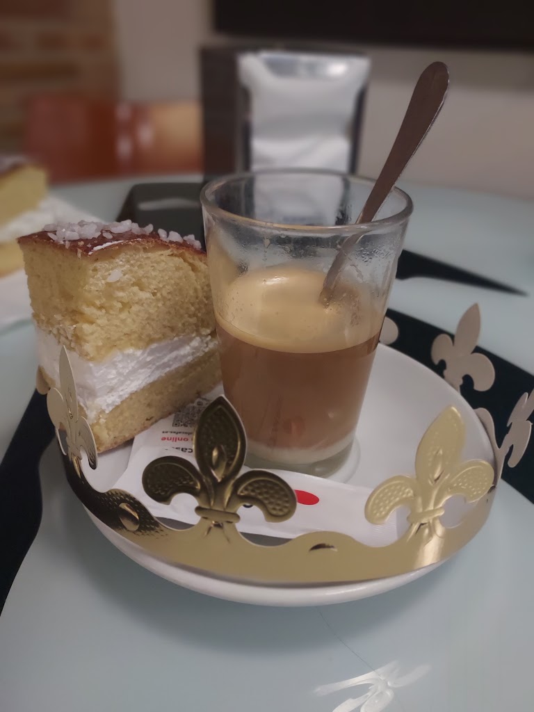 Cafeteria Manila Alcantarilla — Cafe