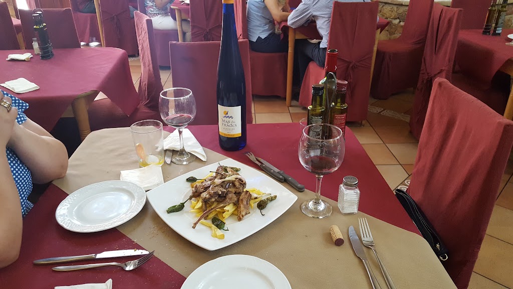 Bar Maia — Comida y bebida