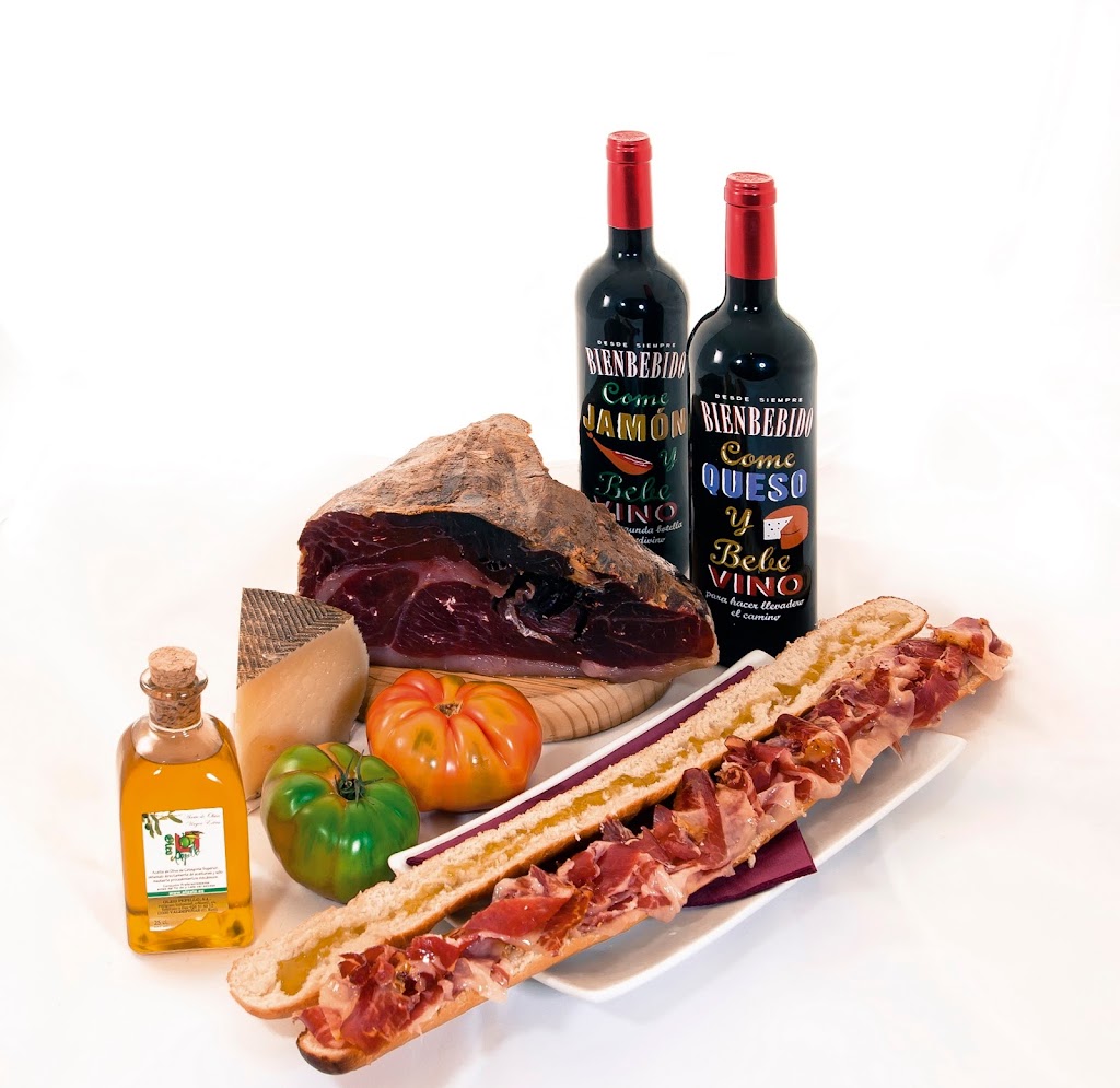 El Mosset Denia — Comida y bebida