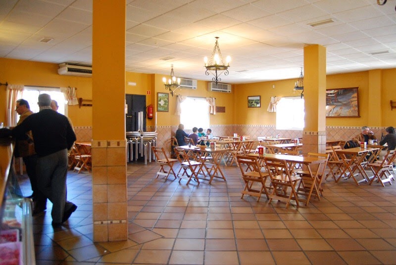 Bodegon El Liebre — Ambiente