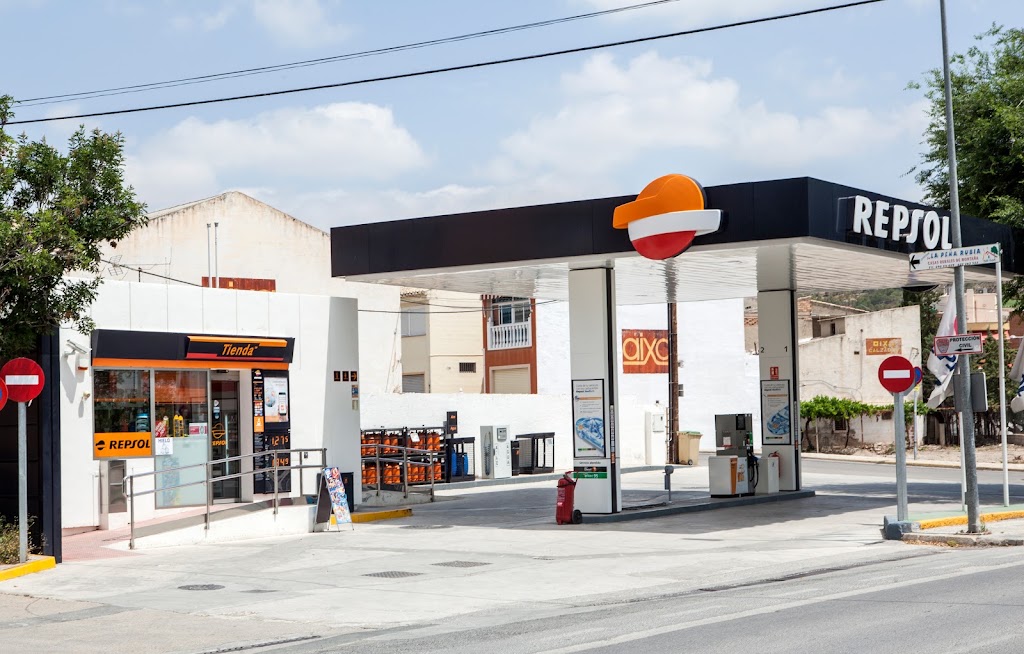 Estacion de Servicio Repsol — Surtidor de combustible