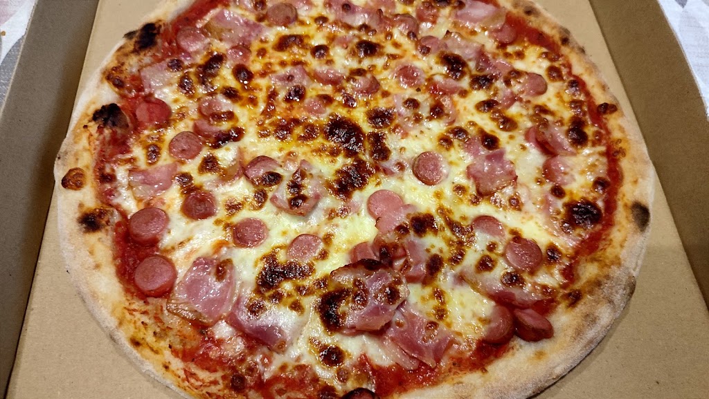 LAKUKILLA - Pizza y Cocina Mediterranea — Comida y bebida