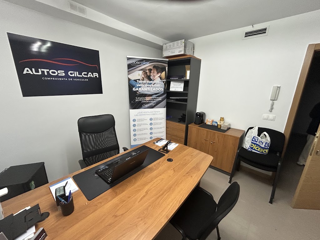 Autos GILCAR — Interior