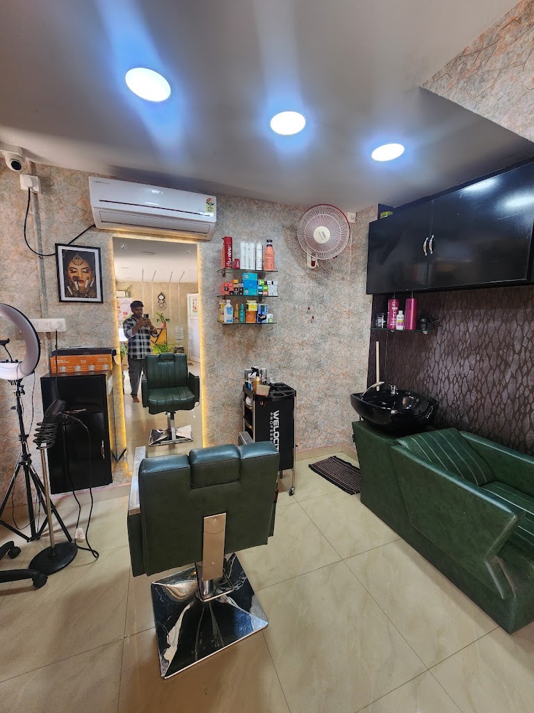 Magic Touch Unisex Salon Bridal Makeover