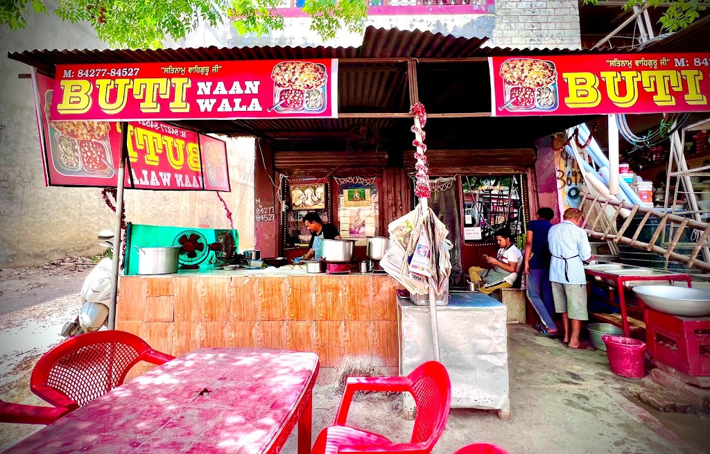 Booty Naan Wala