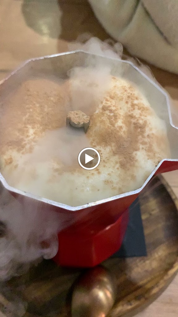 Plaza4 Gastrobar — Videos