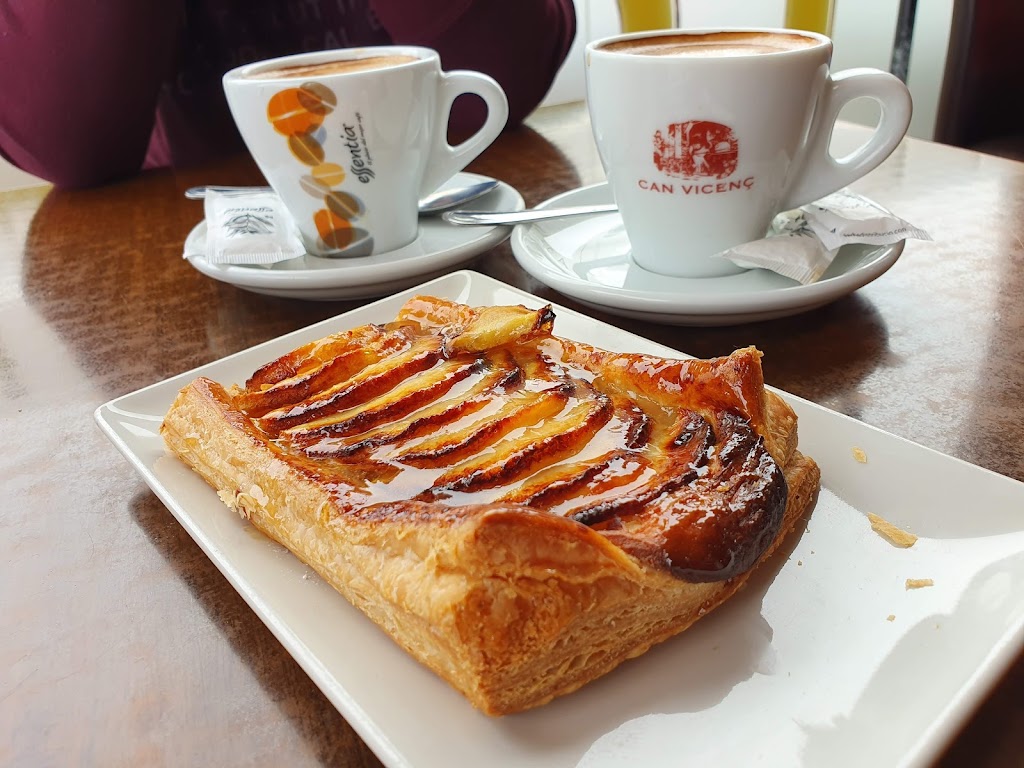 Forn Canvi (antiguo Can Vicenc) — Cafe