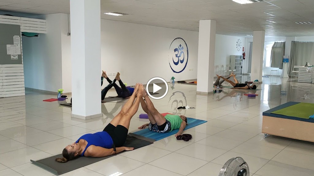 Cuerpo & Mente (centro de Yoga , Pilates...) — Videos