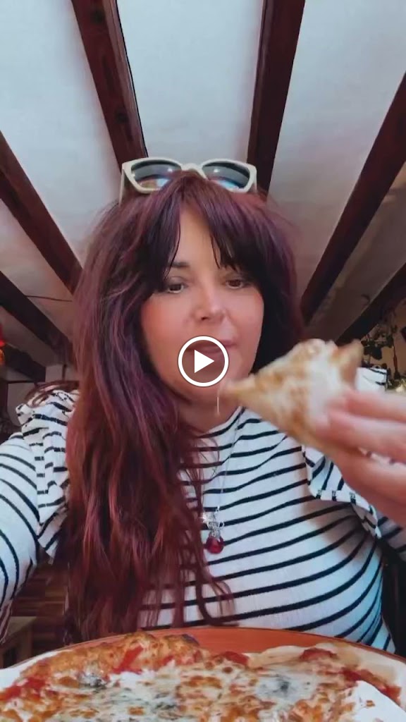 Pizzeria Piccolo Yecla — Videos
