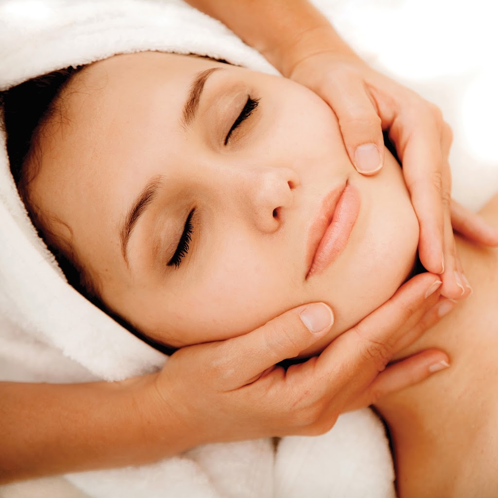 Lotus Beauty Parlour