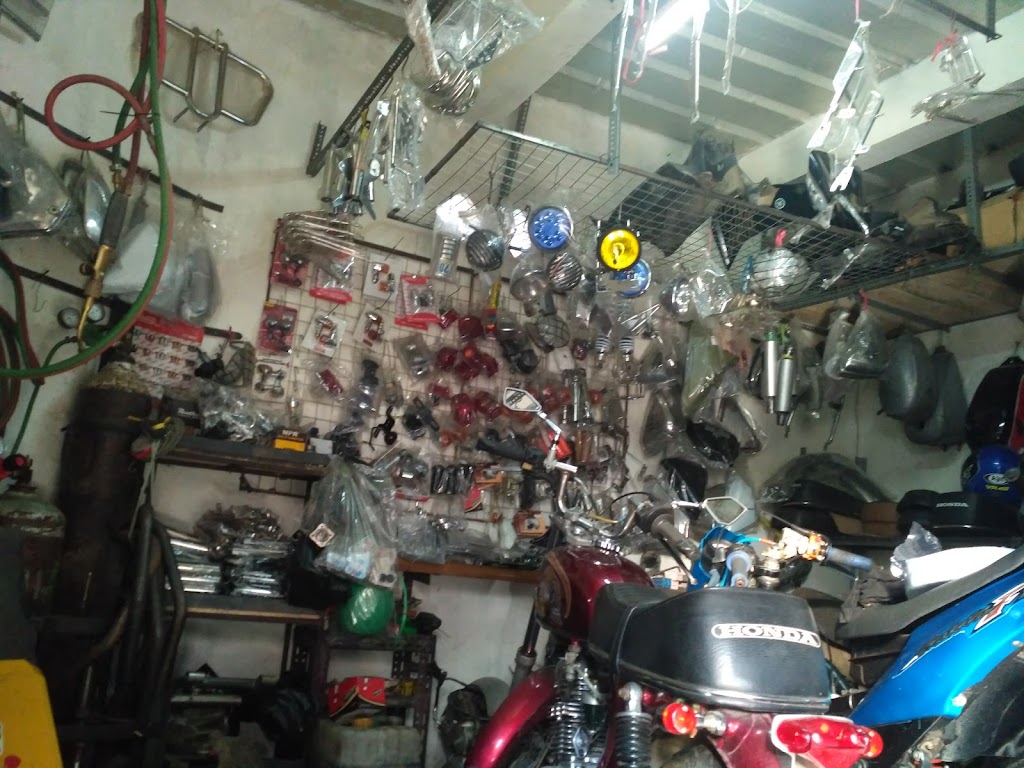 Garage 026