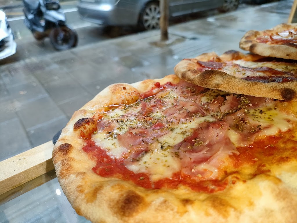 Pizzeria fratellos — Pizza