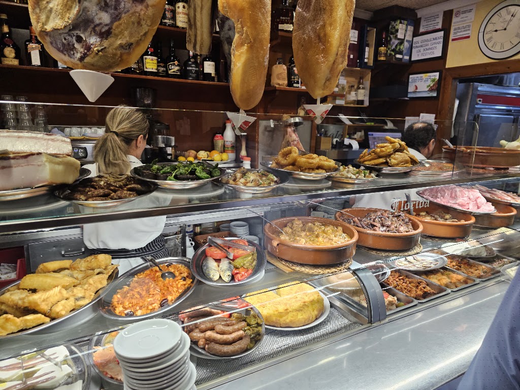 Restaurante Florida — Comida y bebida