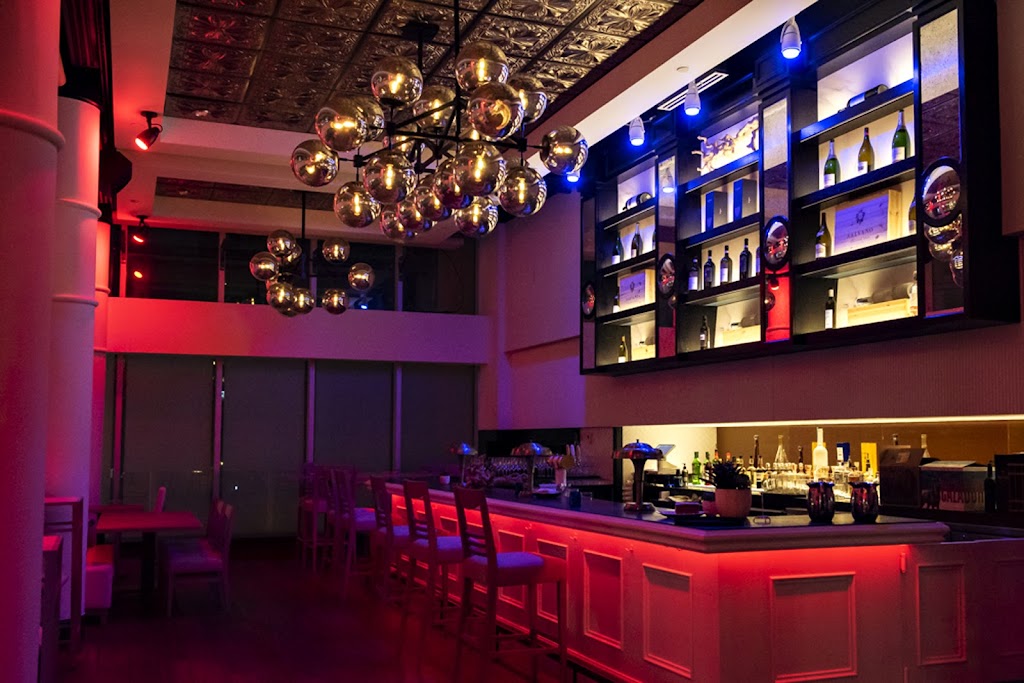 Petros82 Restaurant