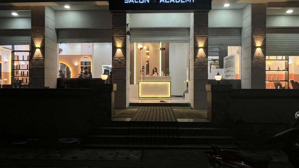 Nazims Salon And Academy Best Unisex Salon Nail Salon Beauty Parlour Hair Extension In Panvel