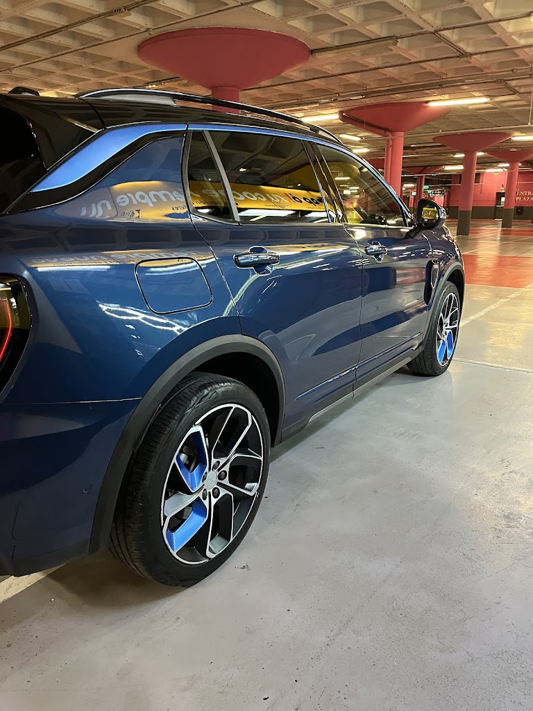 Chapo bubble car wash lavado de coches detailing plaza norte