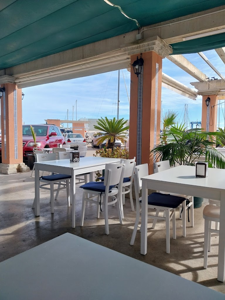 Braseria y Arroceria Azul - Benircalo