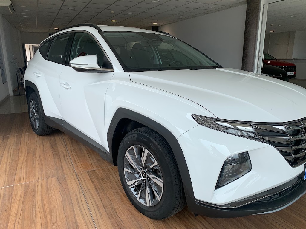 Hyundai — Interior