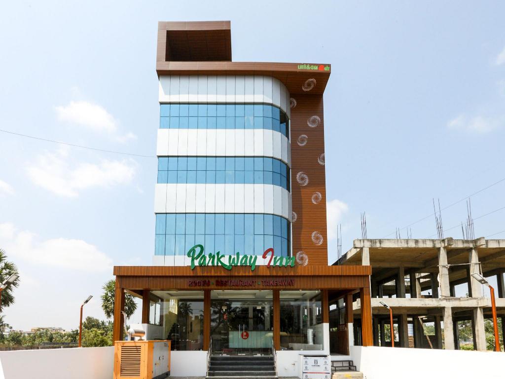 Hotel Parkway Inn