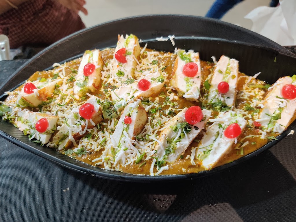 Aras Grand Family Restaurant