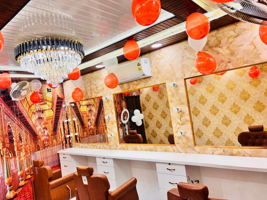 Lotus Professional Makeup Studio Beauty Salon And Academy Salon In Fazilnagar