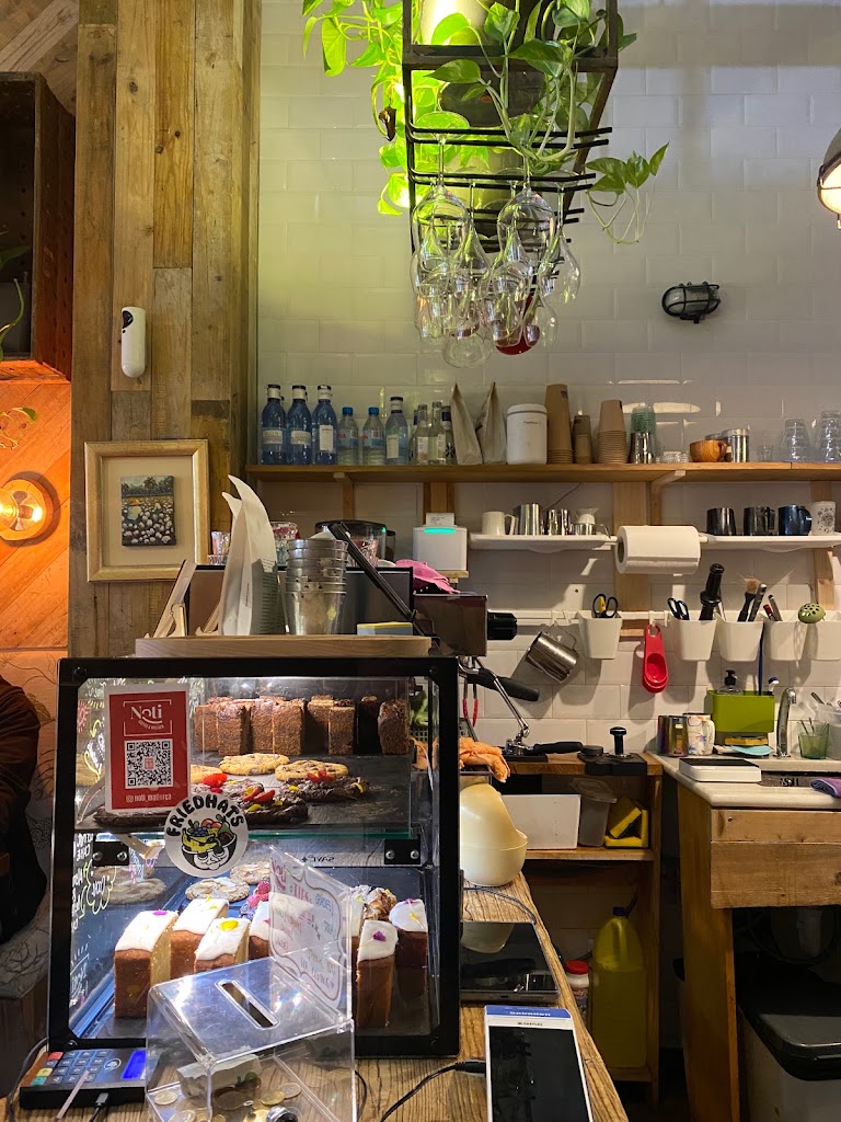 NOTI - Specialty Coffee Roasters & Kitchen — Ambiente