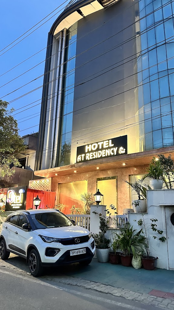 Qotel Hotel At Residency Kaushambi