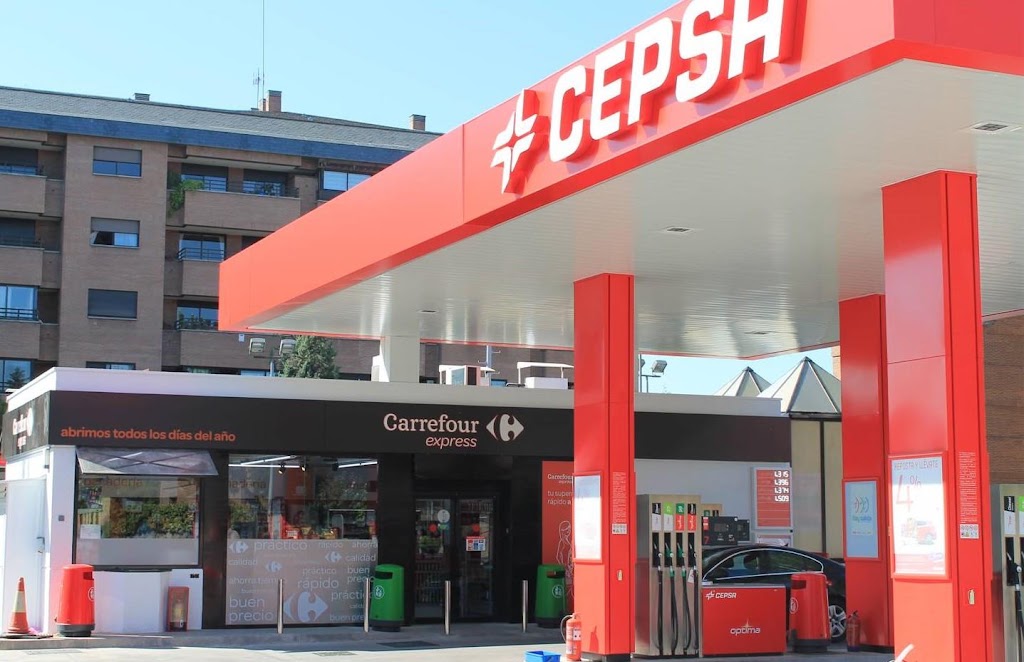 Estacion de servicio Cepsa — Exterior
