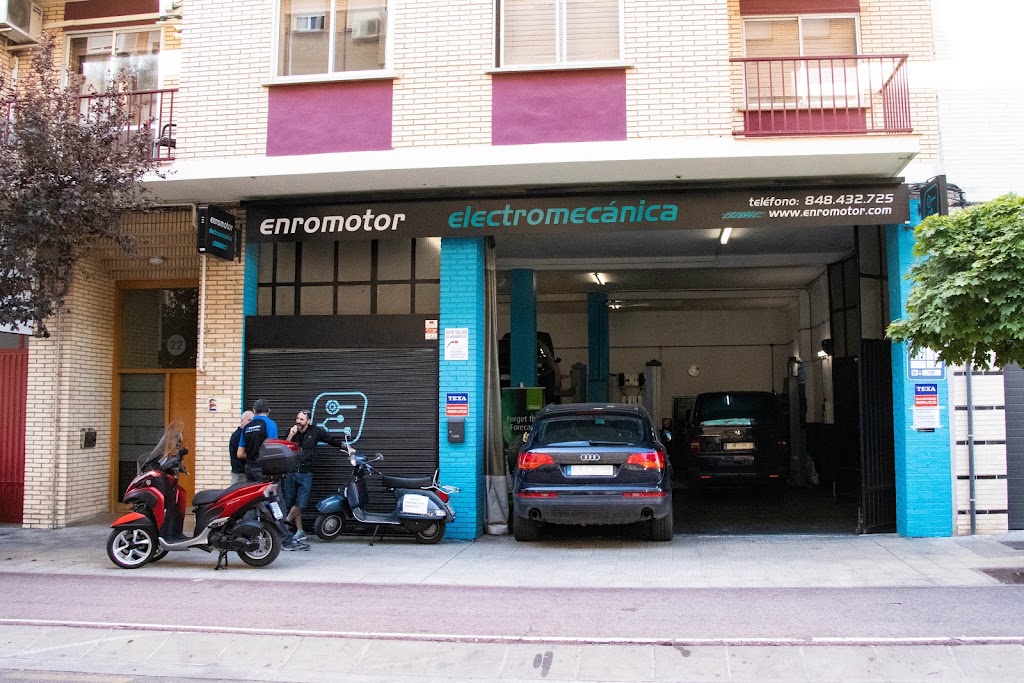 Enromotor — Exterior