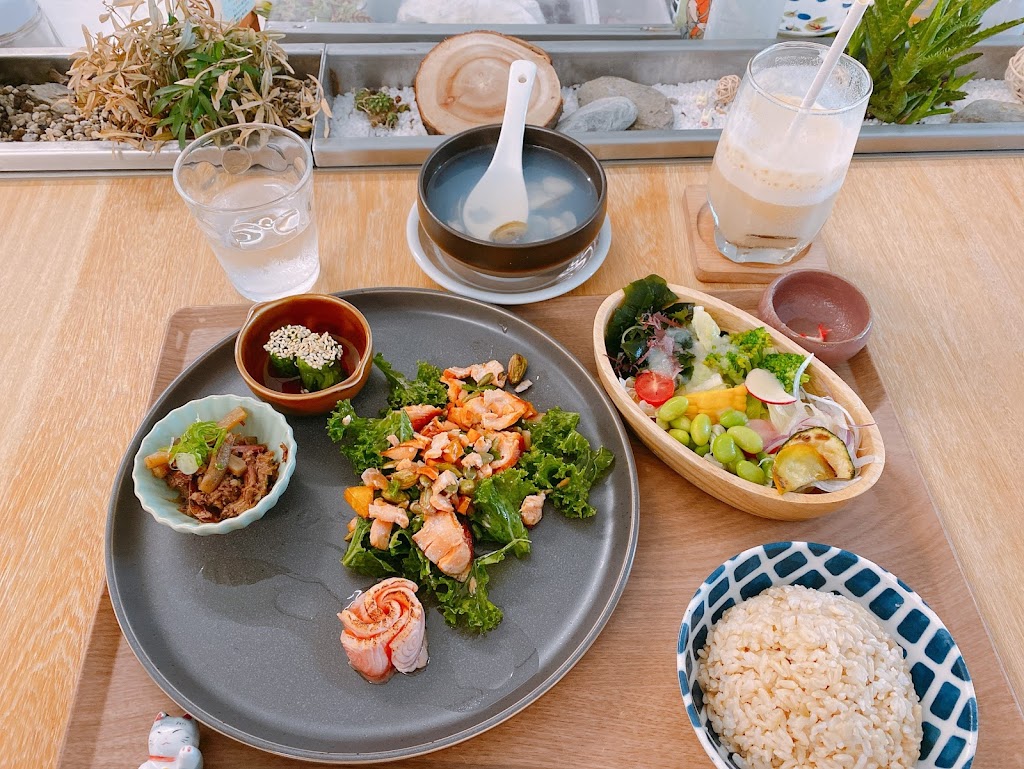 DOUZOどうぞ蔬食 (全素食餐廳/請來電訂位） 的照片