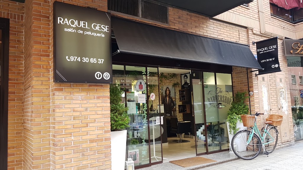 Raquel Gese Salon de Peluqueria — Exterior